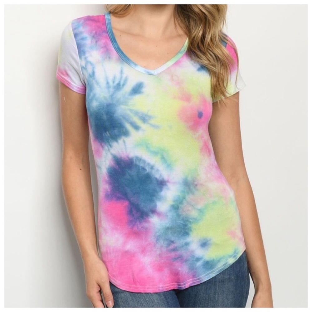 ✨NWT Pink Tie Dye Top